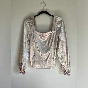 Anthropologie - Women’s Velvet Long Sleeve